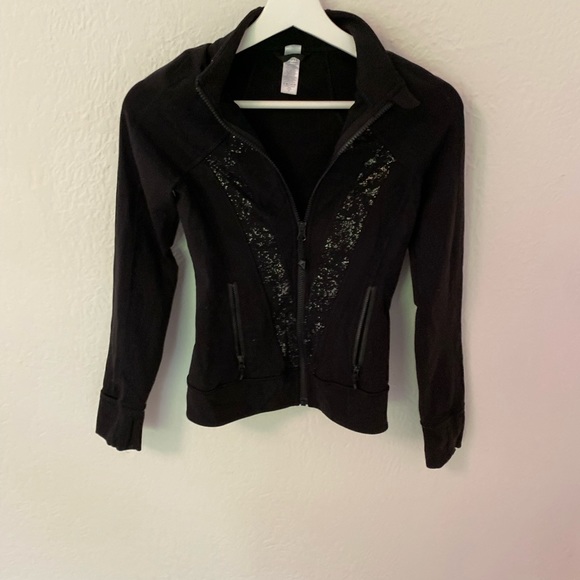 Other - Ivivva Lululemon girls size 10 jacket black and gray